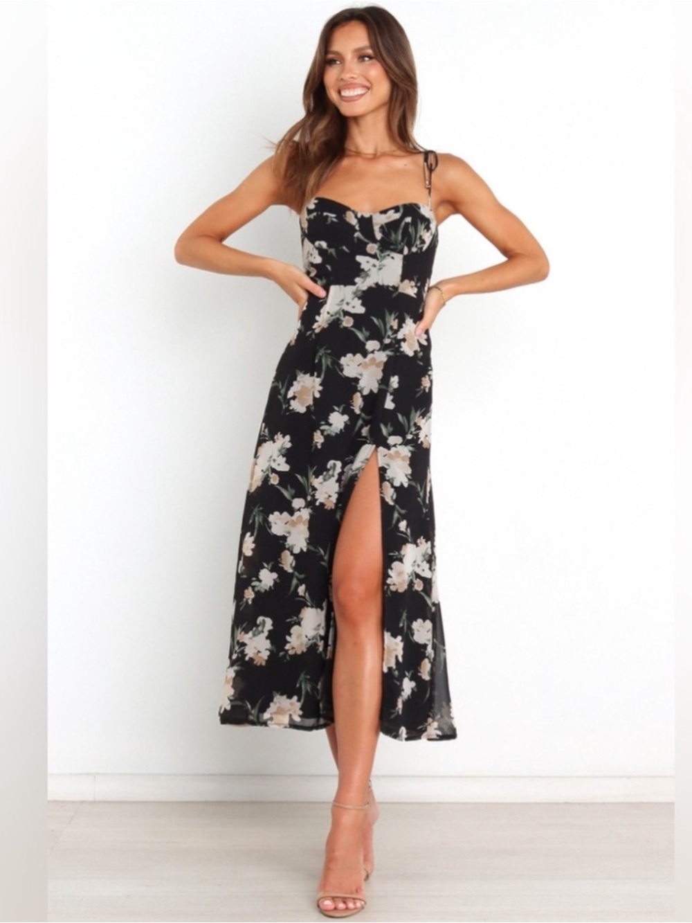 Petal & Pup Meg Floral Mido Dress Size 6 Black Cream